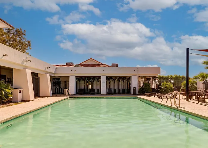 Holiday home Swim, Golf, Unwind! W/ Patio *